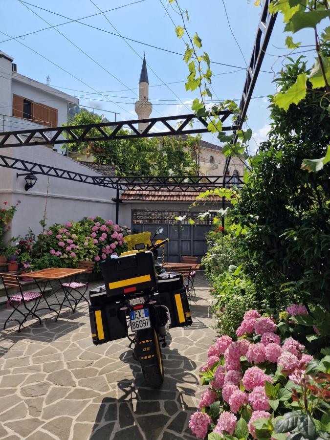 Palorto Traditional Hotel Gjirokastra Kültér fotó